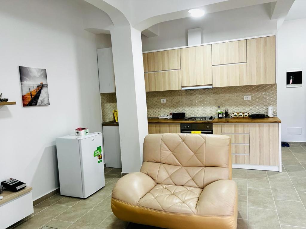Kristian Apartments Berat Buitenkant foto